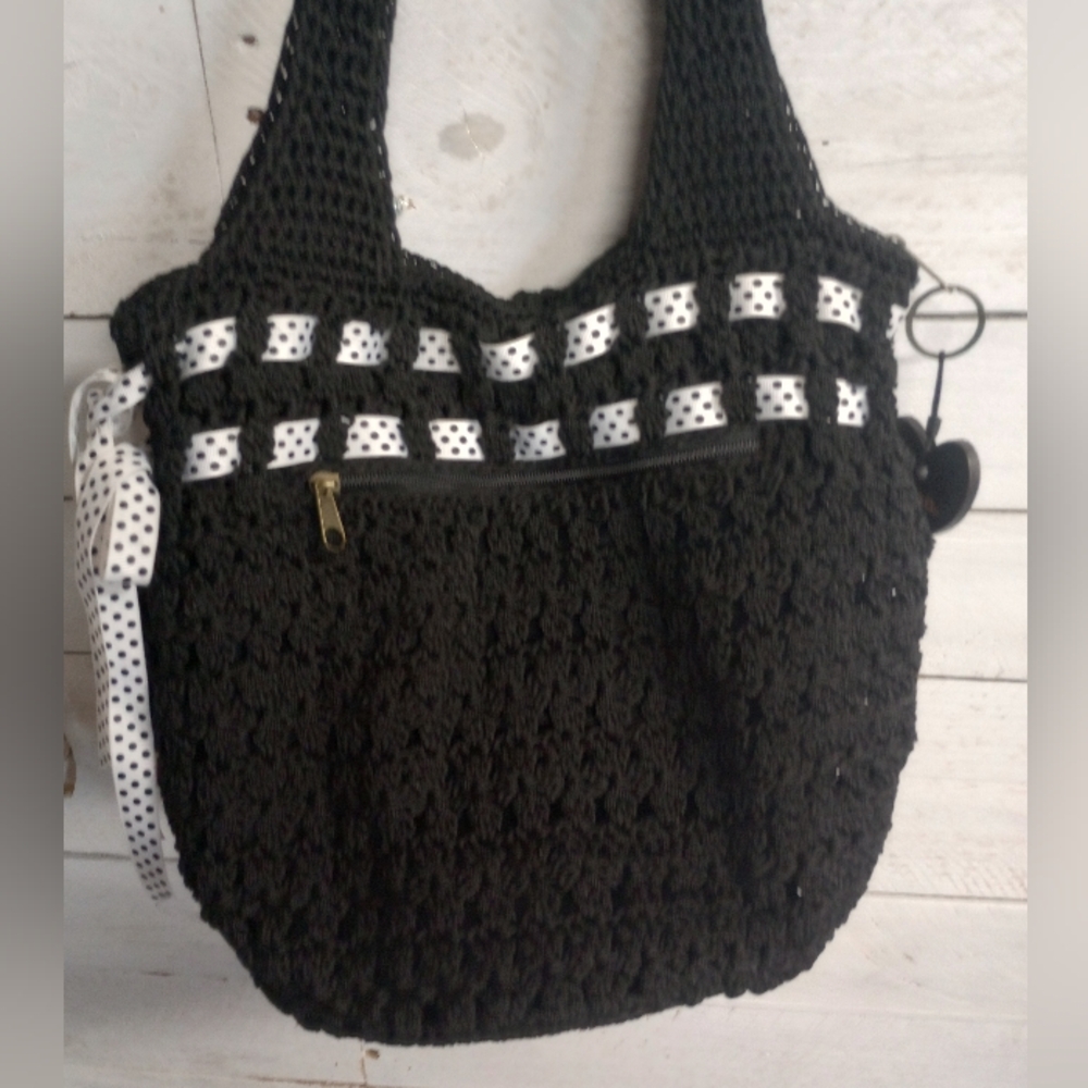 Lina Black Crochet Hand Bag Purse Ribbon Accent Floral Lining 11" x 9" Round